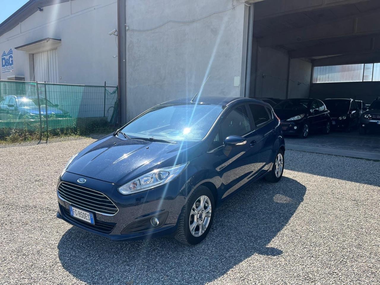 Ford Fiesta 1.0 EcoBoost 80CV 5 porte Black & White Edition