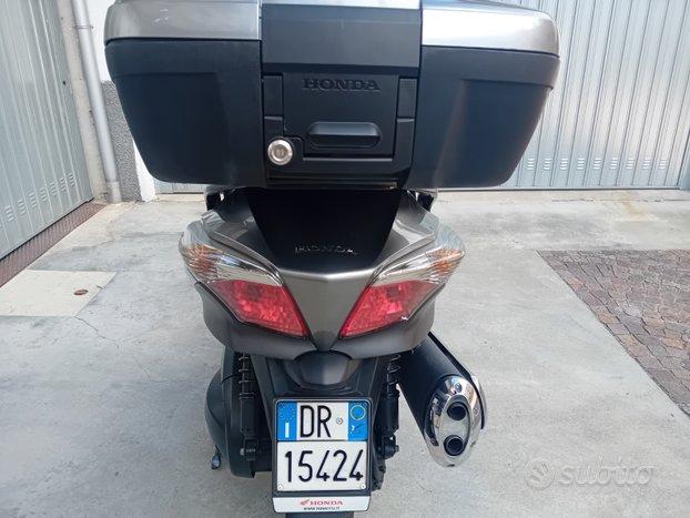 Honda Silver Wing 400 - 2010