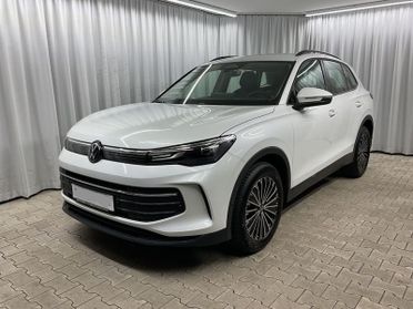 Volkswagen Tiguan 2.0 TDI 150 CV EVO SCR DSG Life Nuovo Modello Led 18" Cockpit