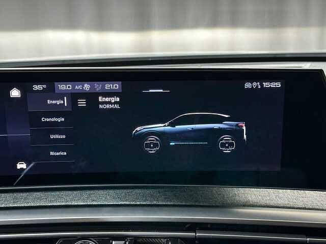 Peugeot 3008 GT motore elettrico (73kWh) 210 CV GT KM ZERO