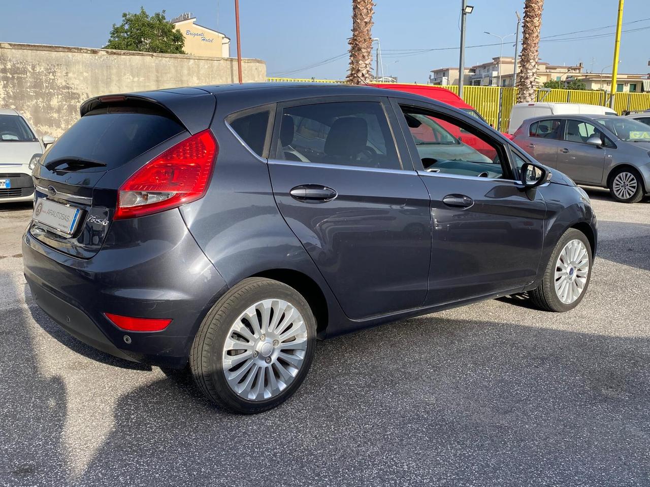 Ford Fiesta 1.4 TDCi 5p. Titanium
