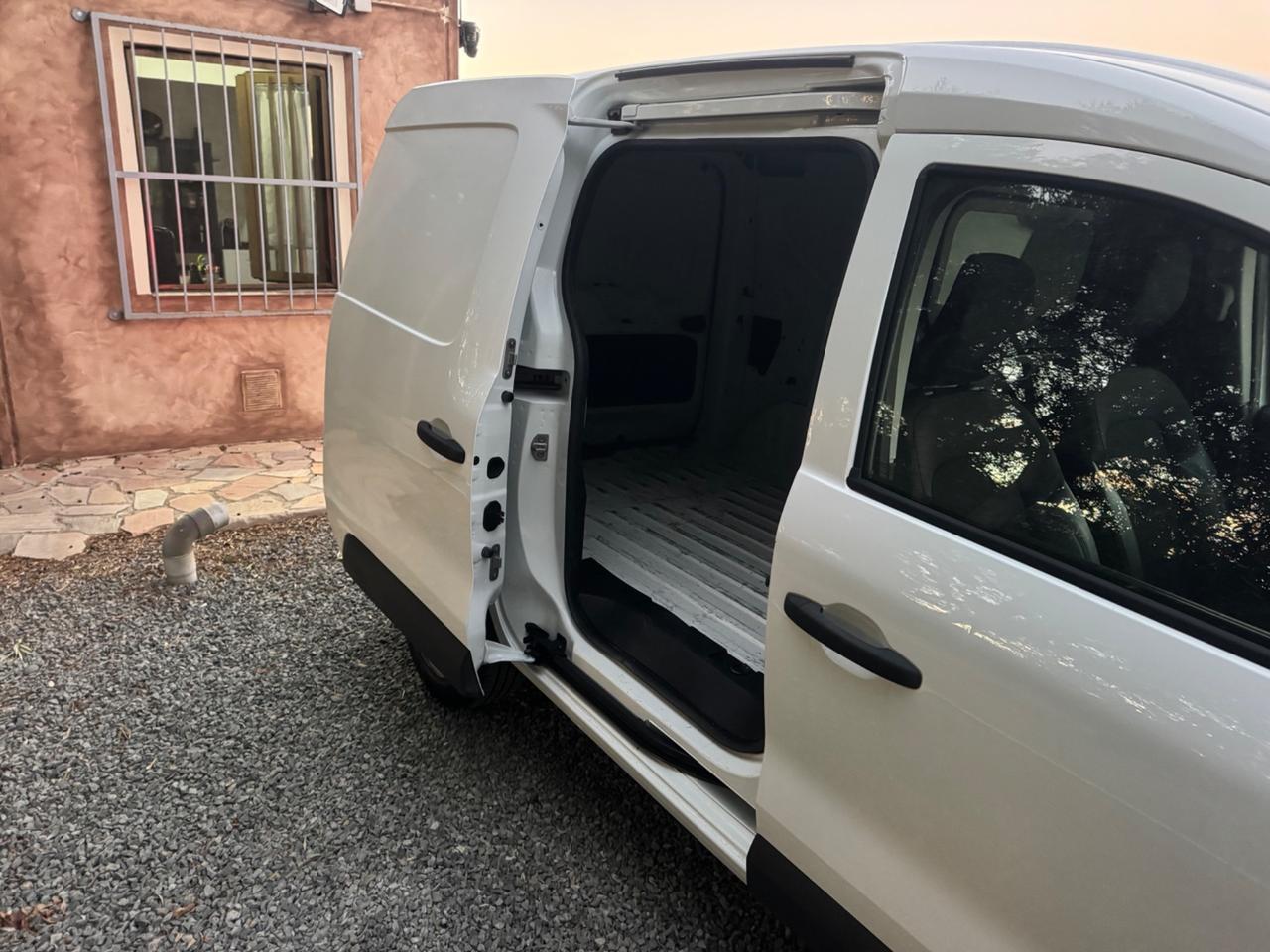 Renault Express 1.4 Blue dCi 75 Van