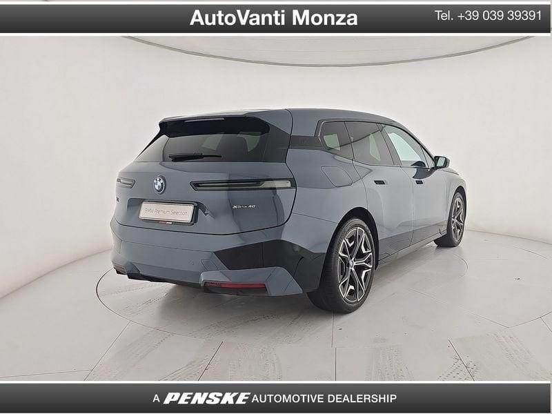 BMW iX iX xDrive40 Pacchetto Sportivo