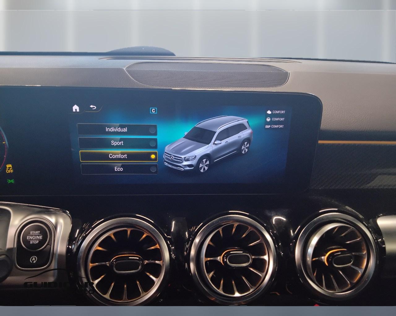 Mercedes-Benz GLB - X247 2019 - GLB 180 d Premium auto