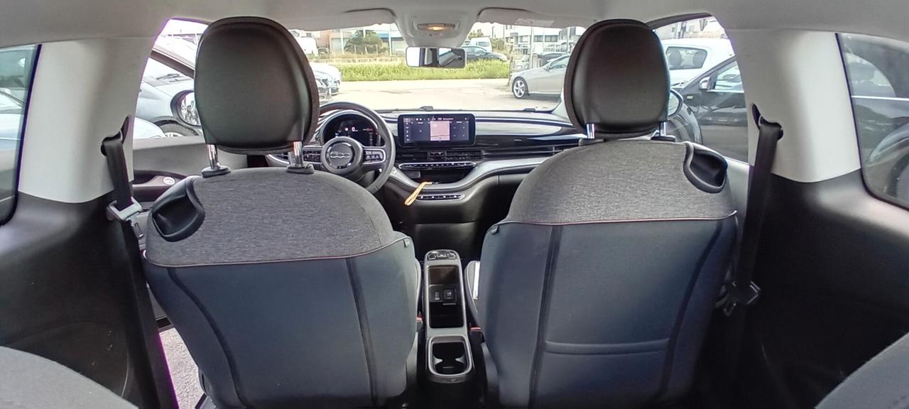 Fiat 500 500e Berlina 42 kWh La Prima