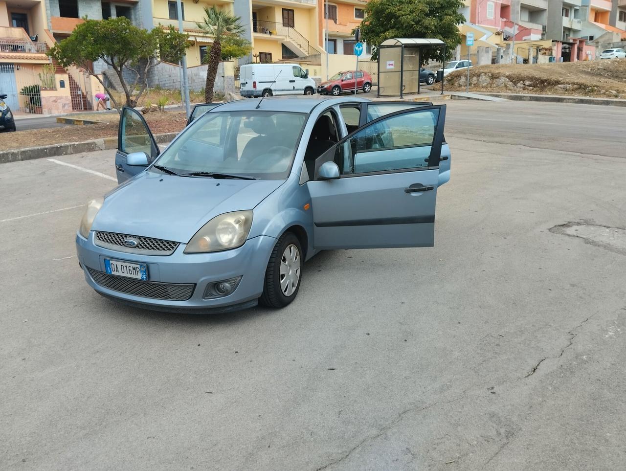 Ford Fiesta 1.4 TDCi 5p. Ghia