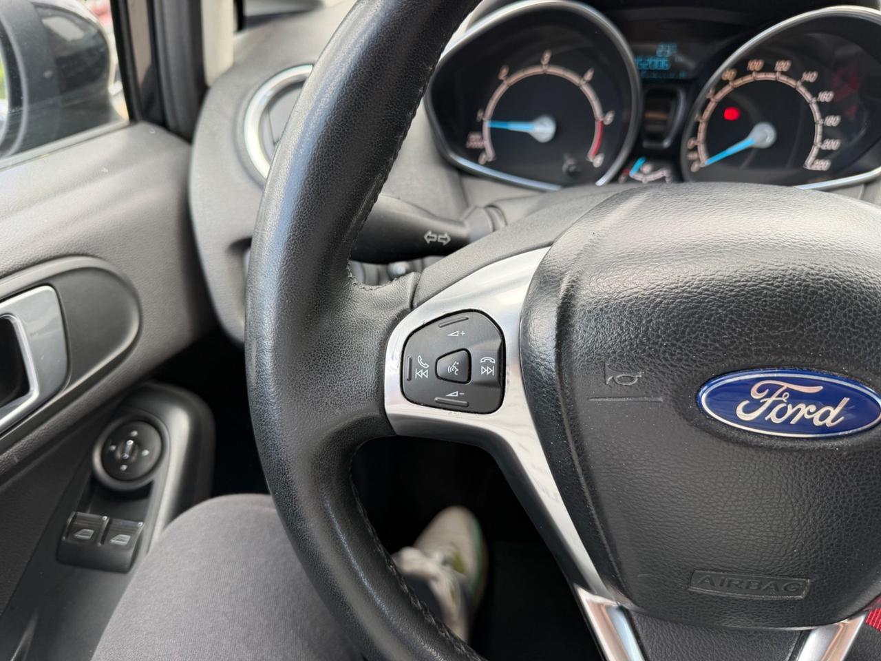 Ford Fiesta 1.5TDCI 75CV 2014