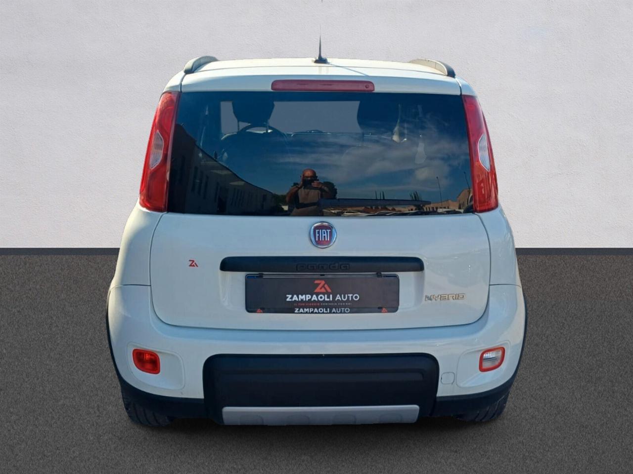 Fiat Panda 1.0 Hybrid City Life | da €140,00 al mese