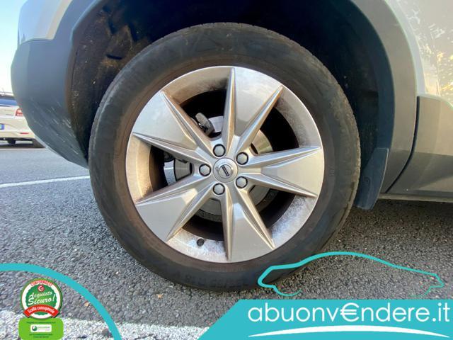 VOLVO XC40 B3 automatico Core