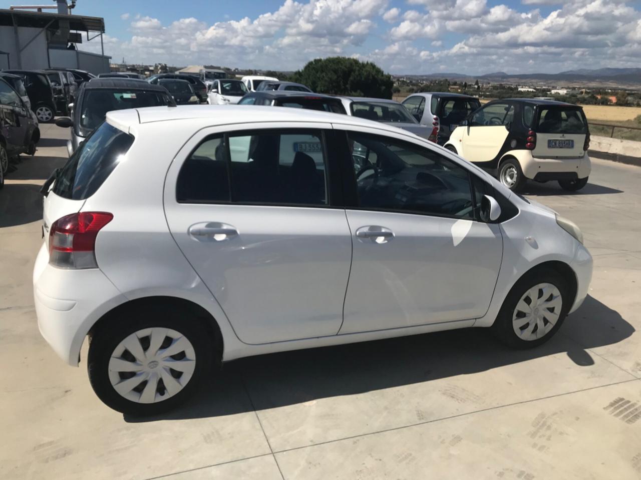 Toyota Yaris 1.3 5 porte Sol