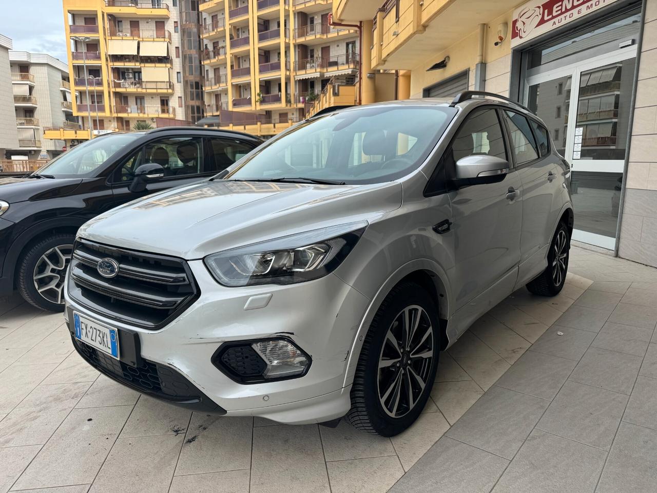 Ford Kuga 2.0 TDCI 150 CV S&S 4WD Powershift ST-Line