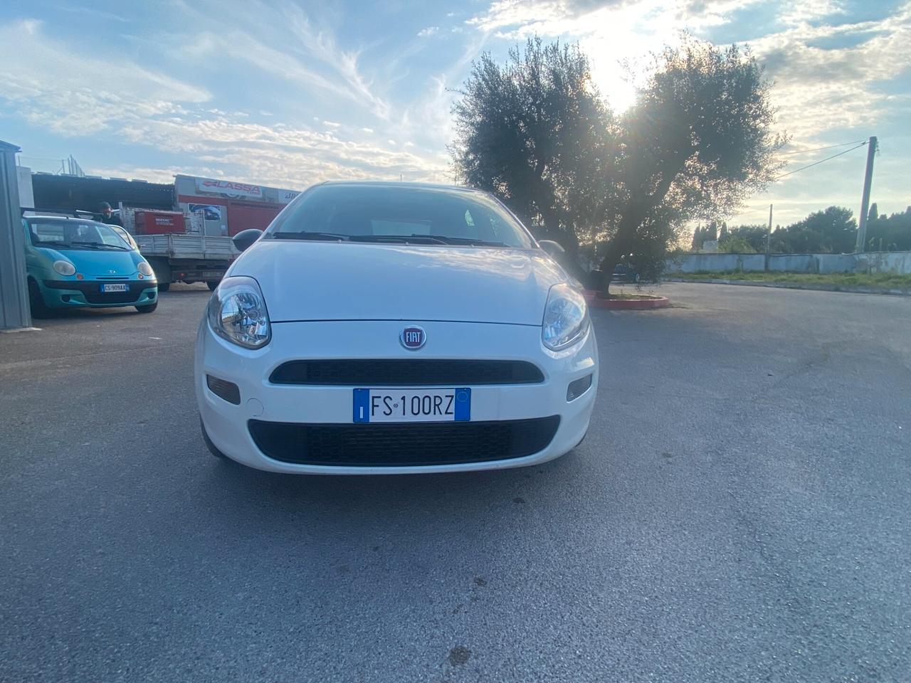 Fiat Punto 1.3 MJT II S&S 95 CV 5 porte Street