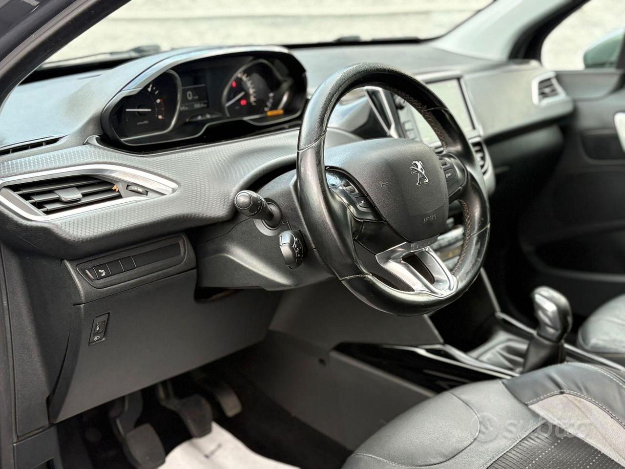 PEUGEOT 2008 1.6 BlueHDi (100CV) Black Matt