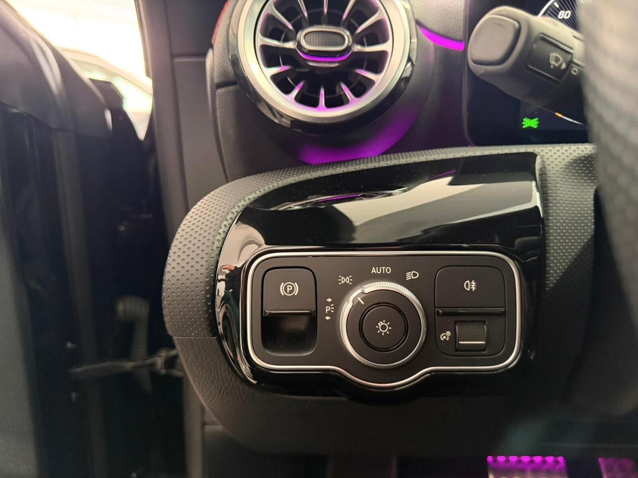 Mercedes-benz CLA 200 d Automatic AMG Line Premium Plus