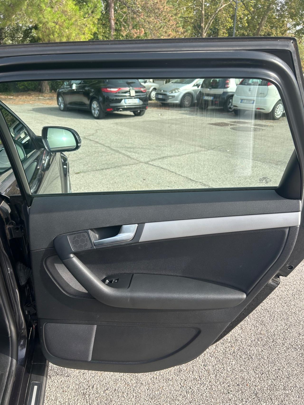 Audi A3 SPB 1.6 TDI 105 CV CR Ambition