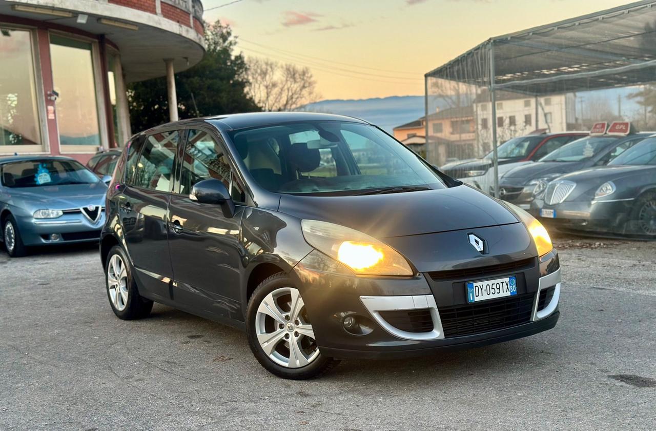 Renault Scénic X-Mod 1.5 dCi 110CV Luxe ok neopatentati