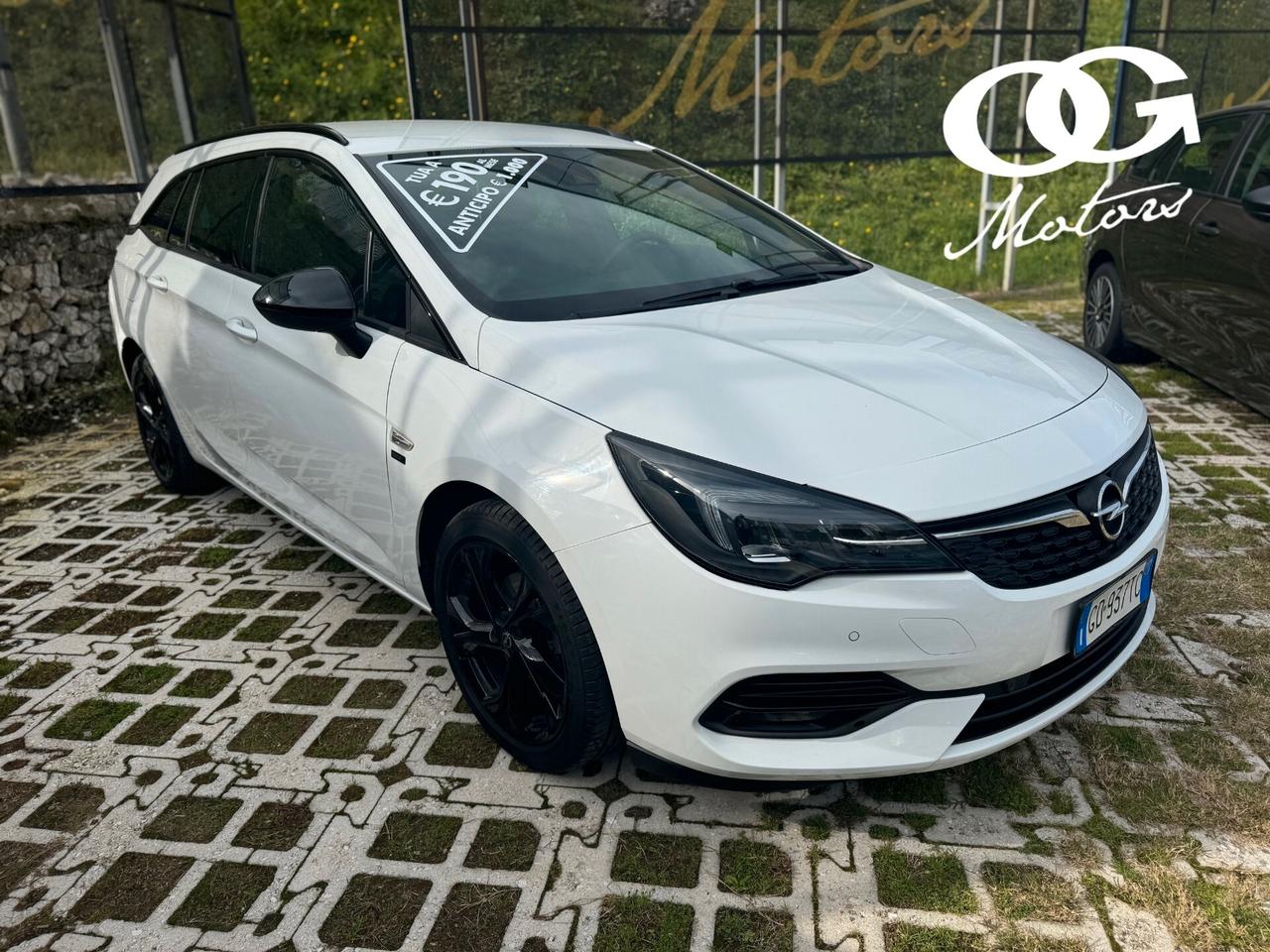 Opel Astra 1.2 Turbo 110cv Sports Tourer Business Elegance