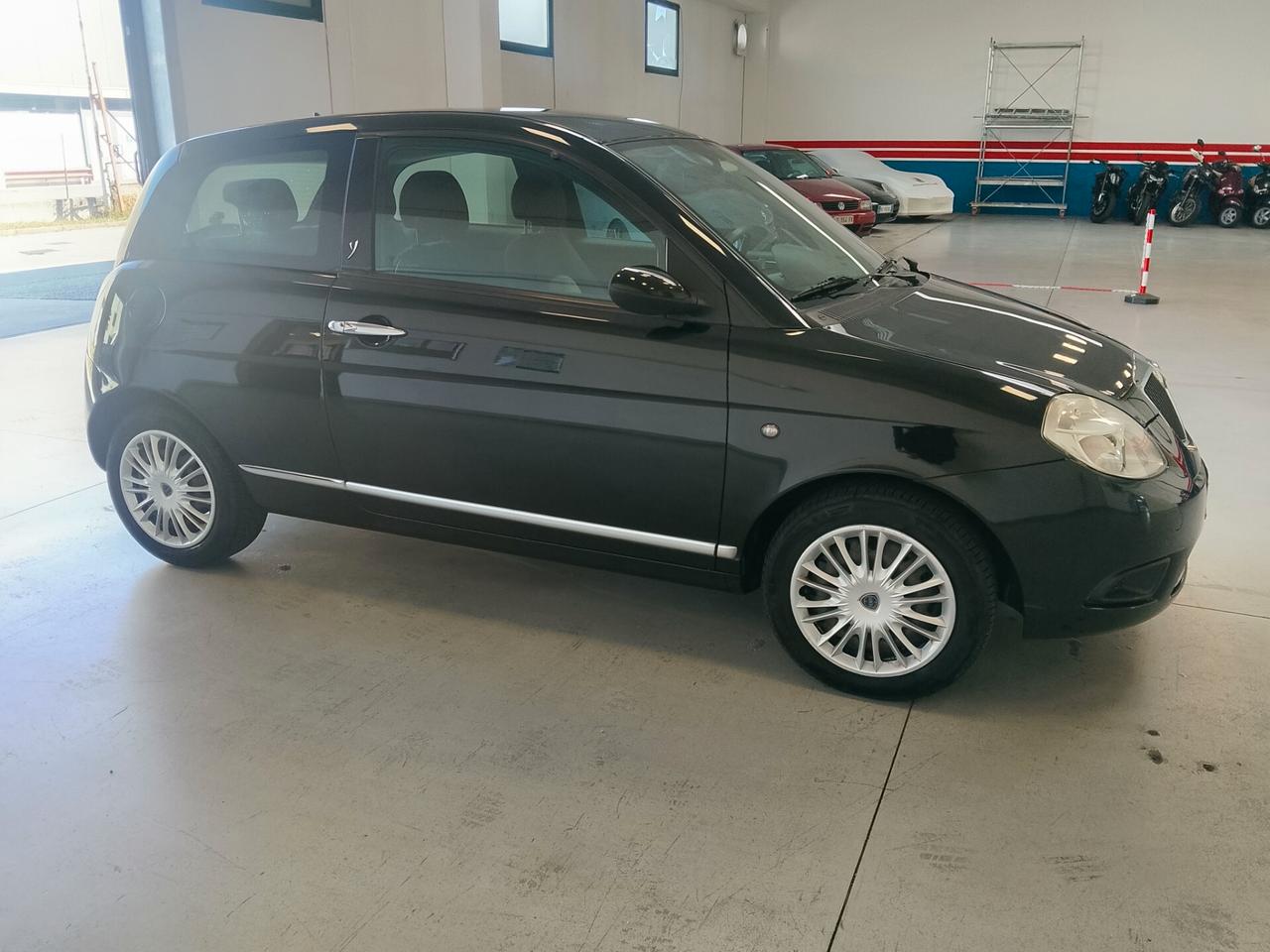 Lancia Ypsilon 1.2 benzina - FRIZIONE NUOVA
