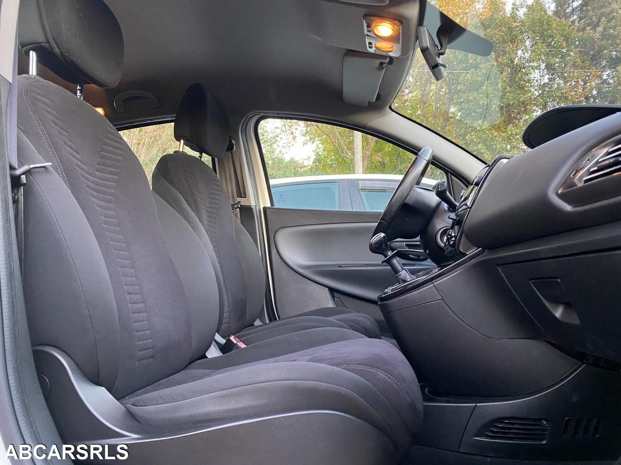 LANCIA - Ypsilon - 1.2 69 CV 5p. Gold - NEOPATENTA