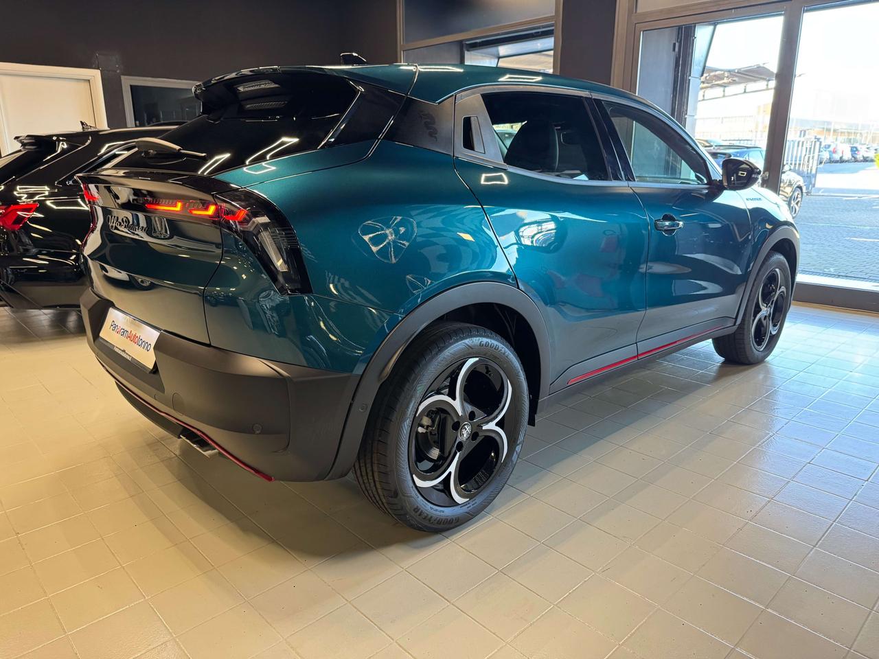 Alfa Romeo Junior Junior 1.2 ibrida Speciale 145cv edct6