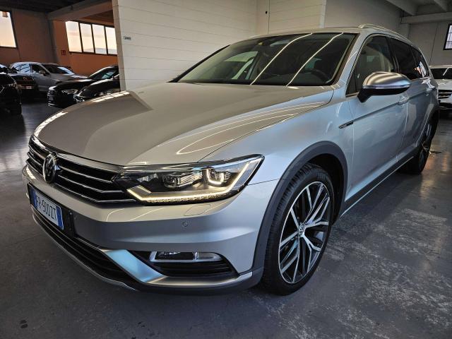 Volkswagen Passat Alltrack 2.0 bitdi 4motion 240cv dsg AUTOMATICO /TAGLIANDI CASA MADRE