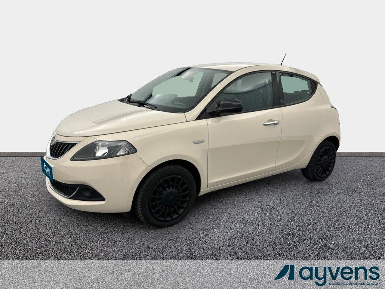 Lancia Ypsilon 1.0 Hybrid *2021* NOLEGGIO LUNGO TERMINE