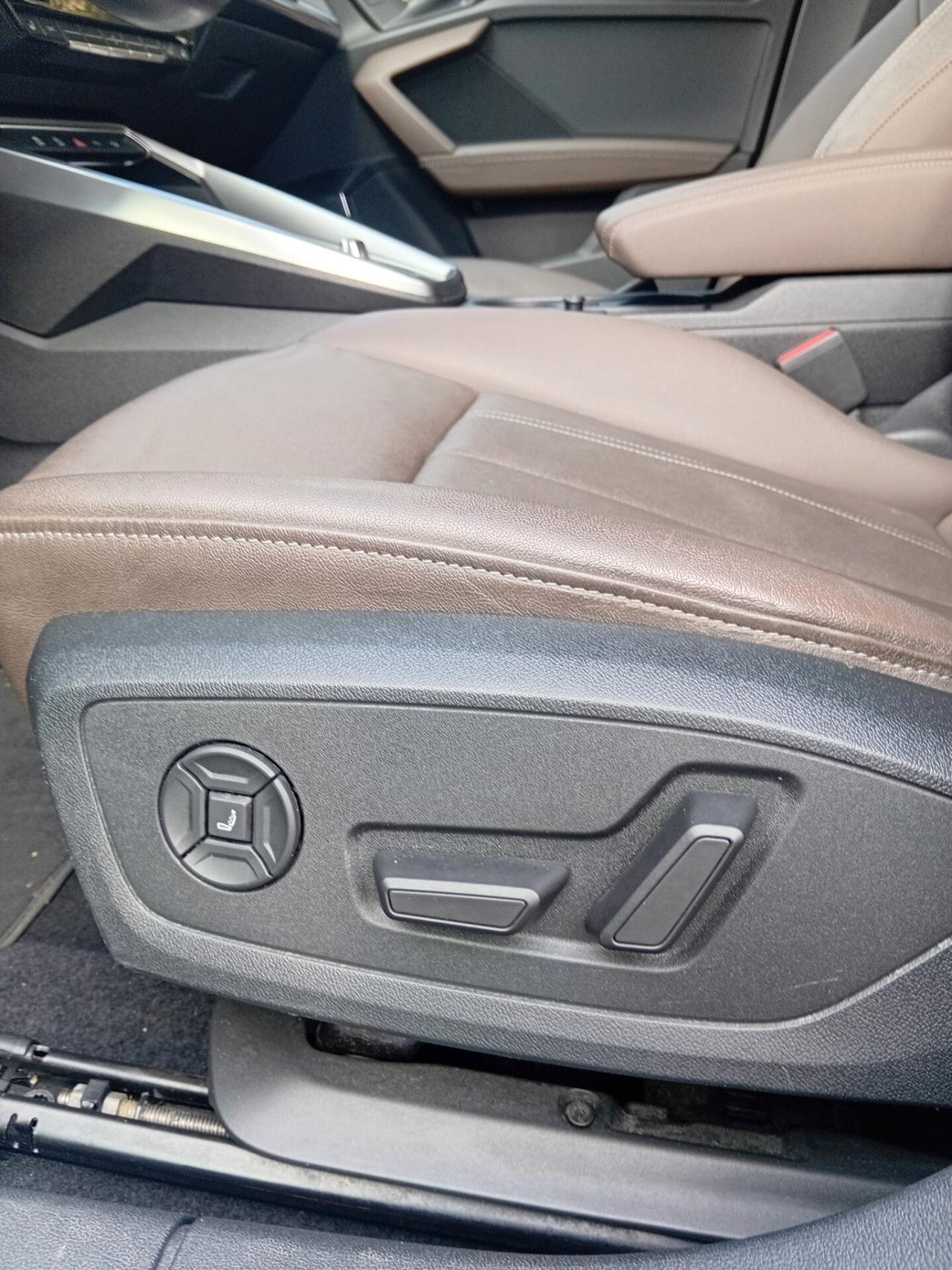 Audi A3 SPB 30 g-tron S tronic line edition