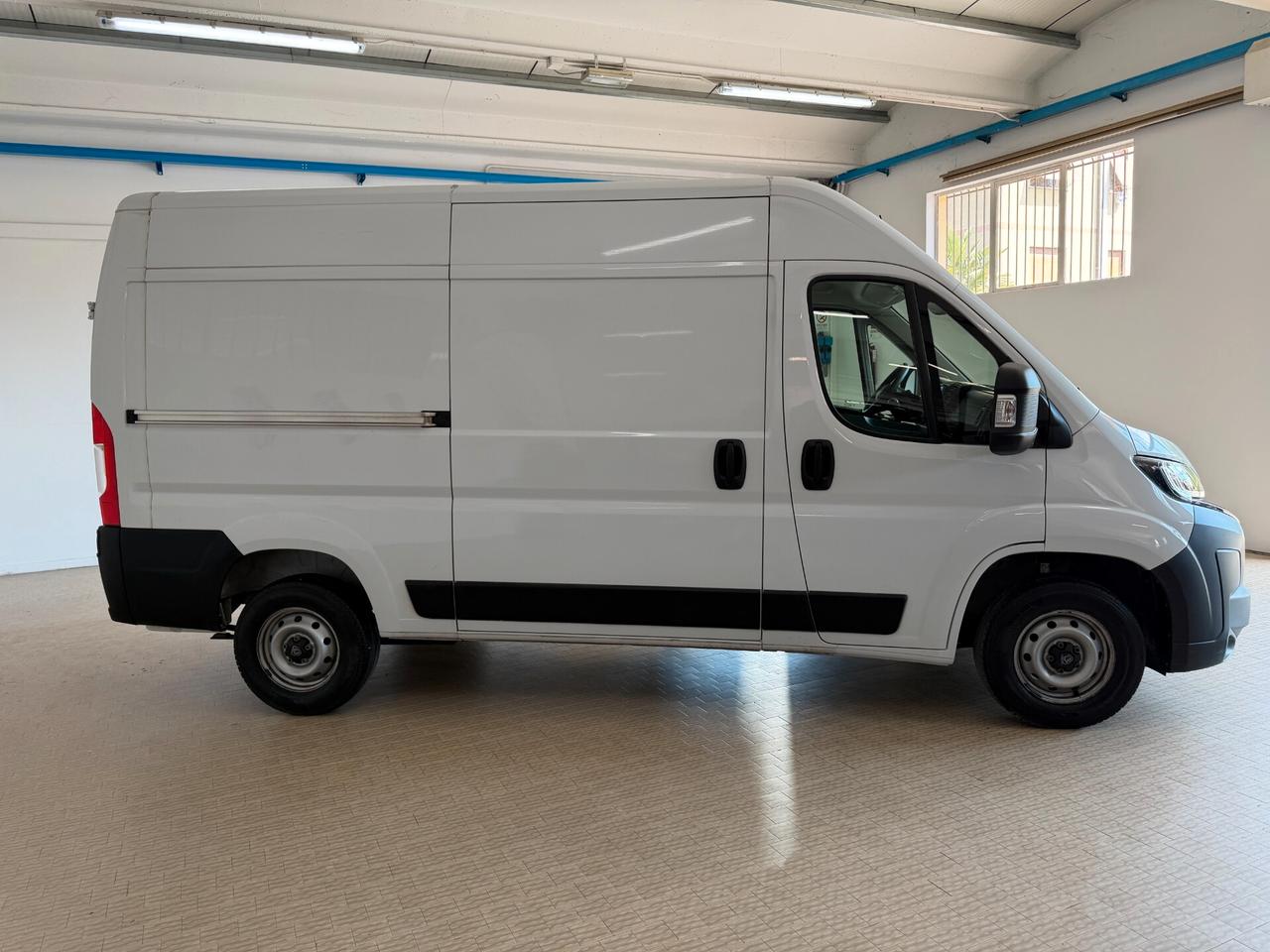 Peugeot Boxer 335 2.2 BlueHDi 140cv L2 H2 Furgone 2024 Telecamera