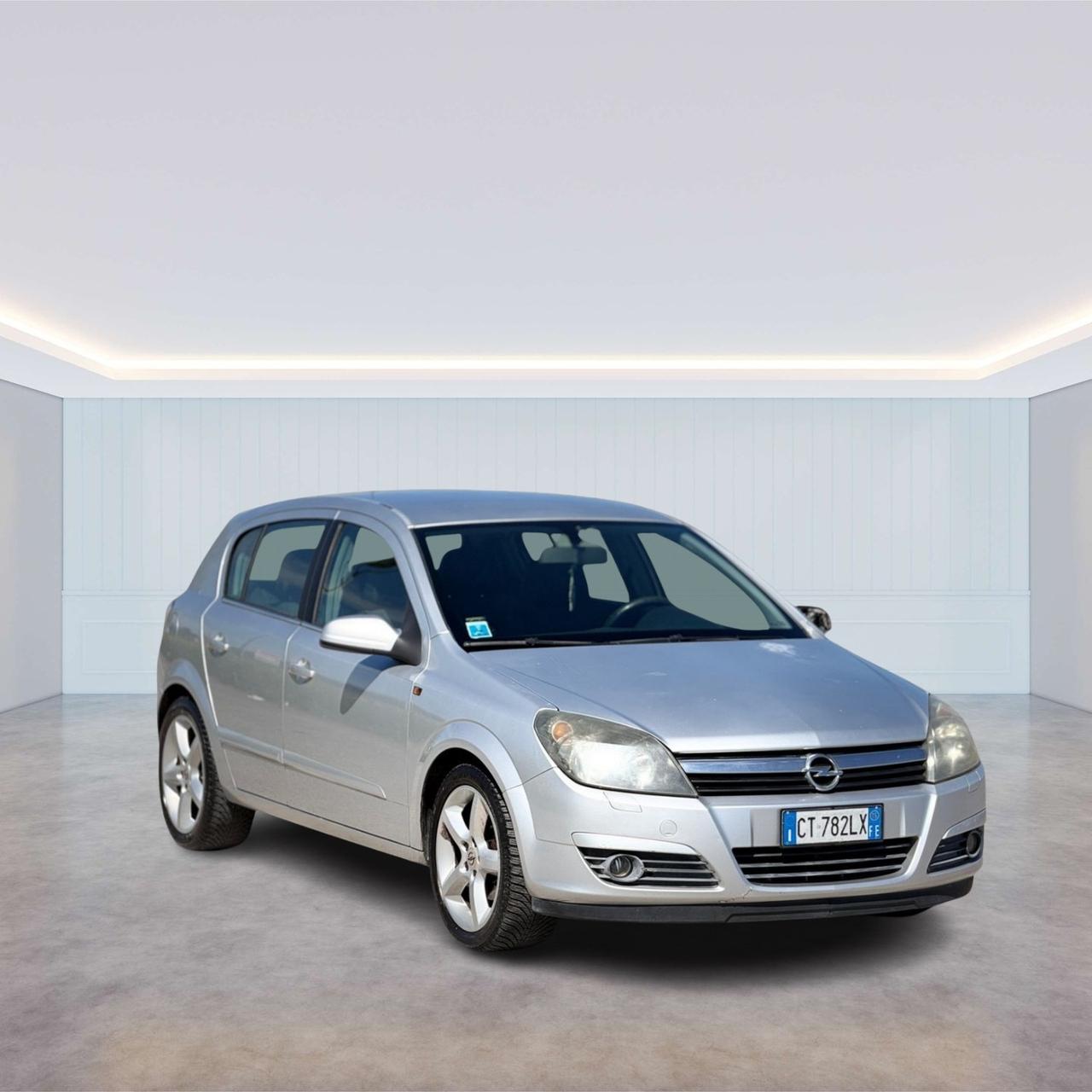 Opel Astra 1.7 CDTI Neo Patentati