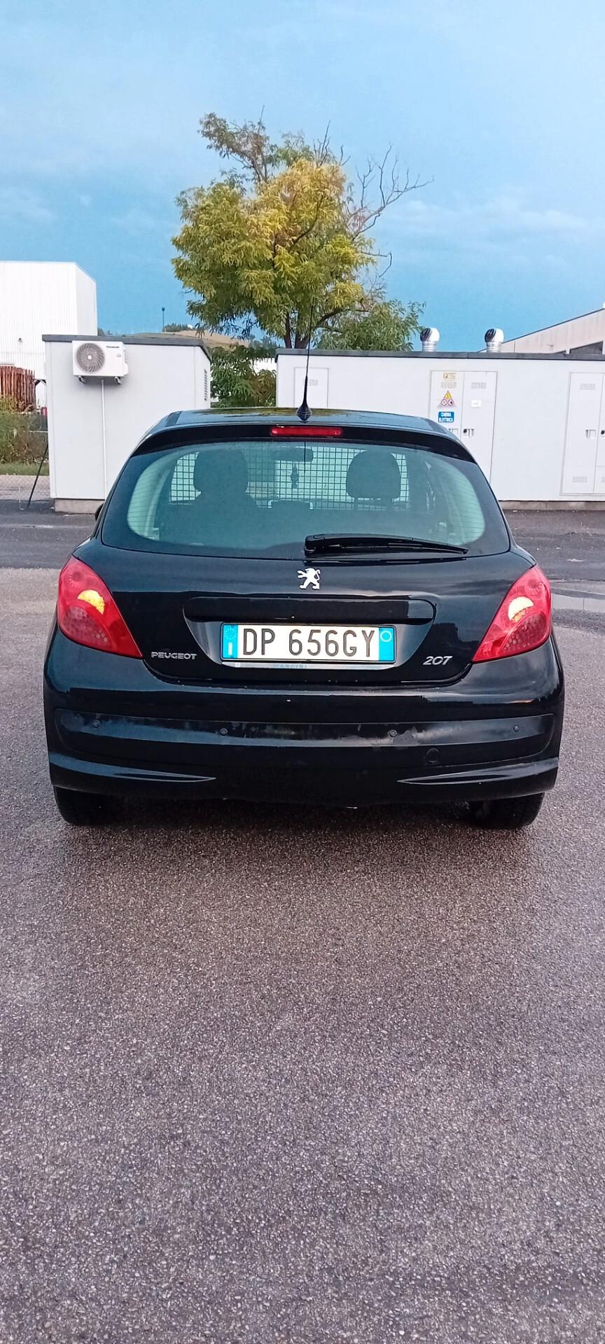 Peugeot 207 1.4 8valvole metano vann