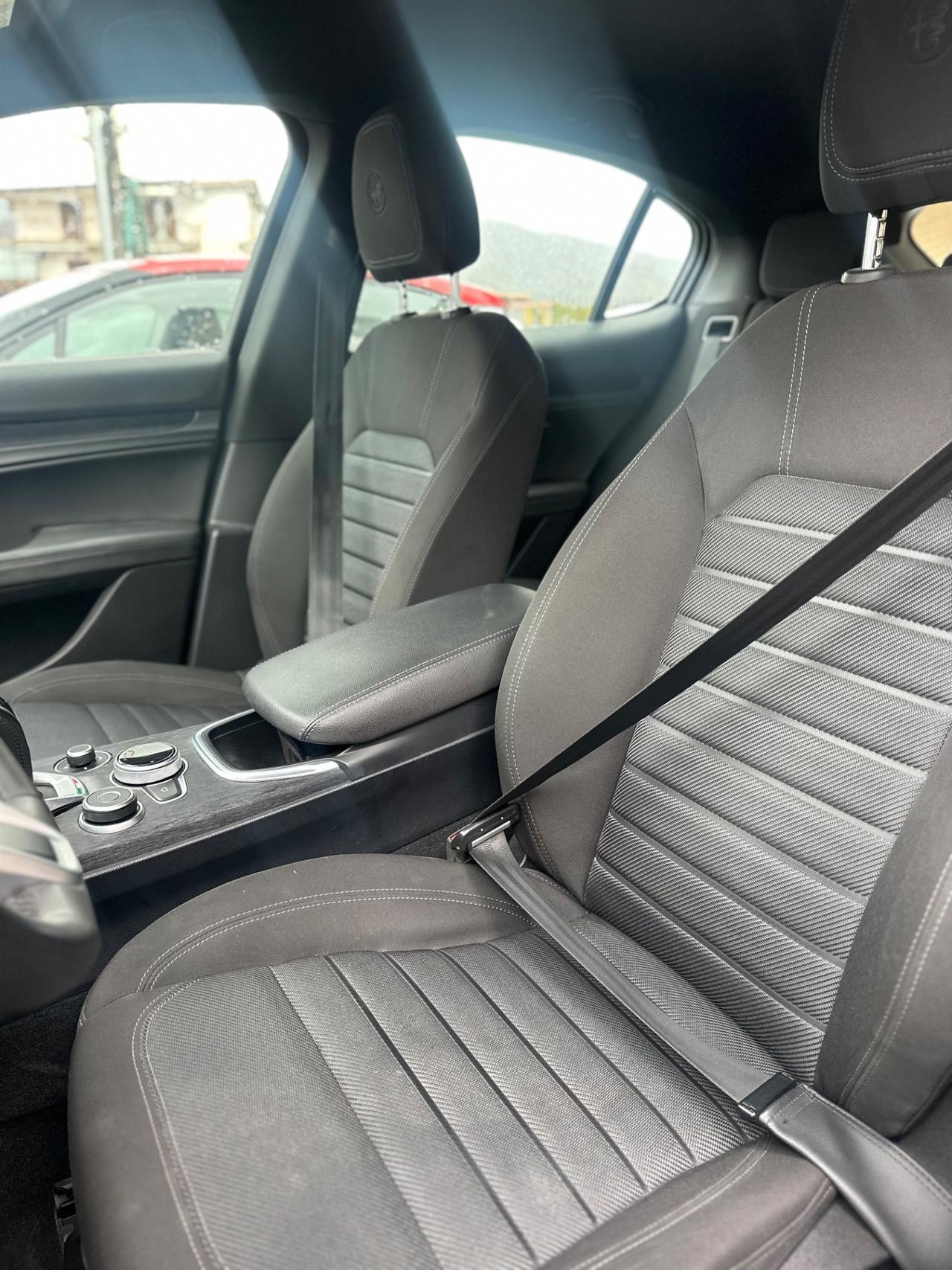 Alfa Romeo Stelvio 2.2 Turbodiesel 190 CV AT8 Q4 Ti