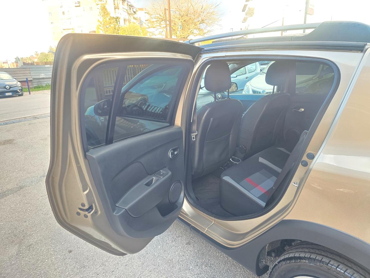 Dacia Sandero Stepway 0.9 TCe Turbo GPL 90 CV S&S Techroad