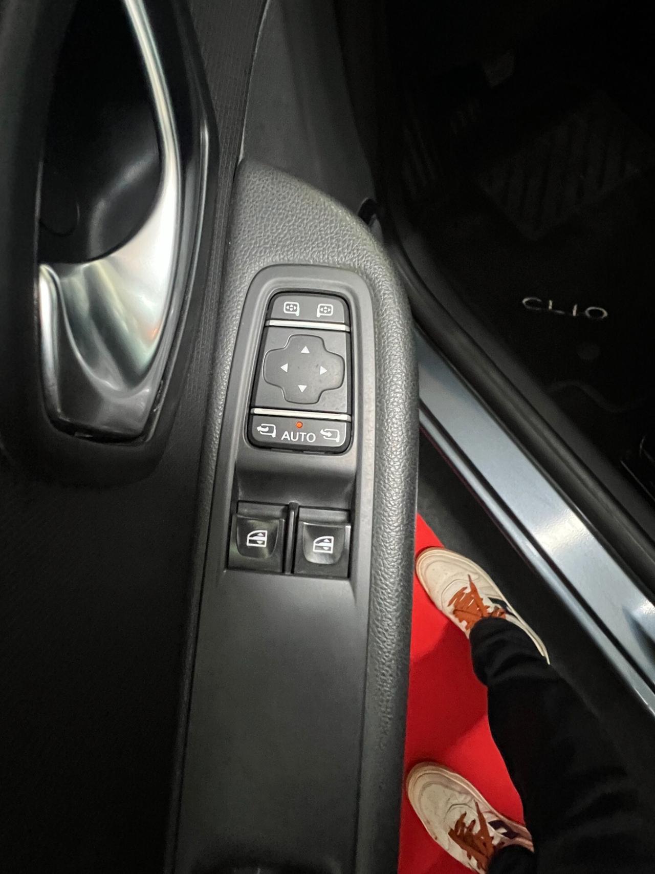 Renault Clio dCi 8V 75 CV 5 porte Business