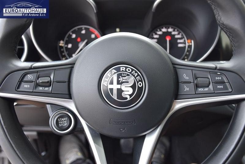 Alfa Romeo Giulia 2.2 Turbodiesel 180 CV Super