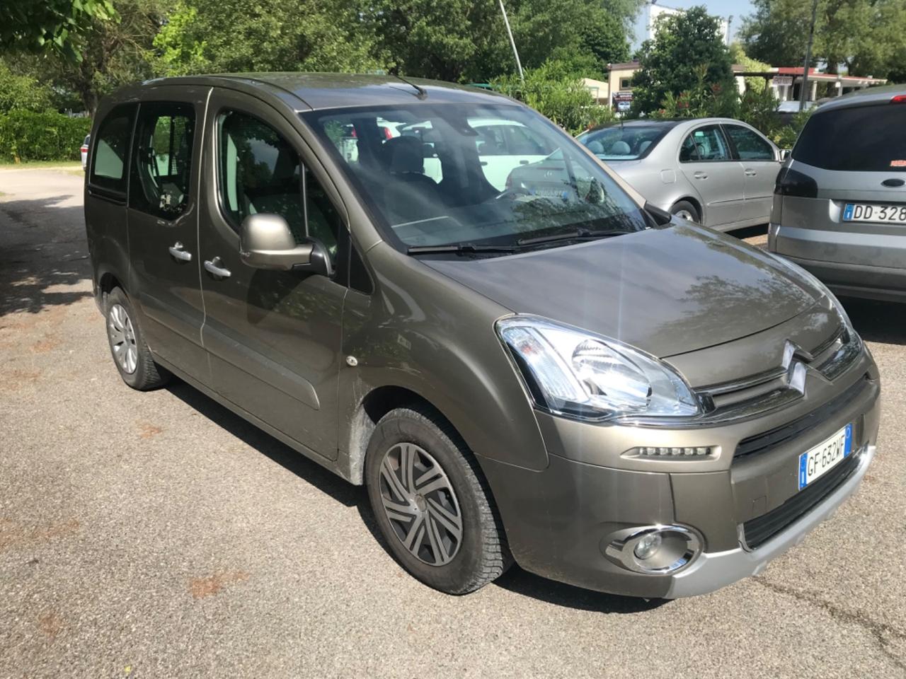 Citroen Berlingo Multispace 1.6 e-HDi 90 ETG6 Seduction Automatico GancioTraino