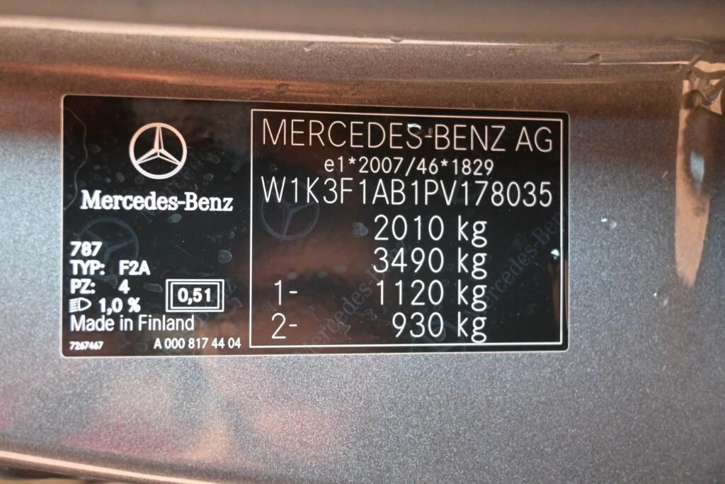 MERCEDES-BENZ A 180D NEW 115CV AUTOMATC BUSINESS LINE ( FARI LED - CRUISE - PELLE - NAVI PREMIUM - PARK ASSIST - TELECAMERA POST. ) CC. 1.950