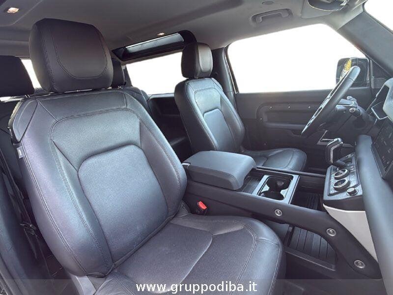 Land Rover Defender VII 2020 90 Diesel 90 3.0d i6 mhev SE awd 200cv auto