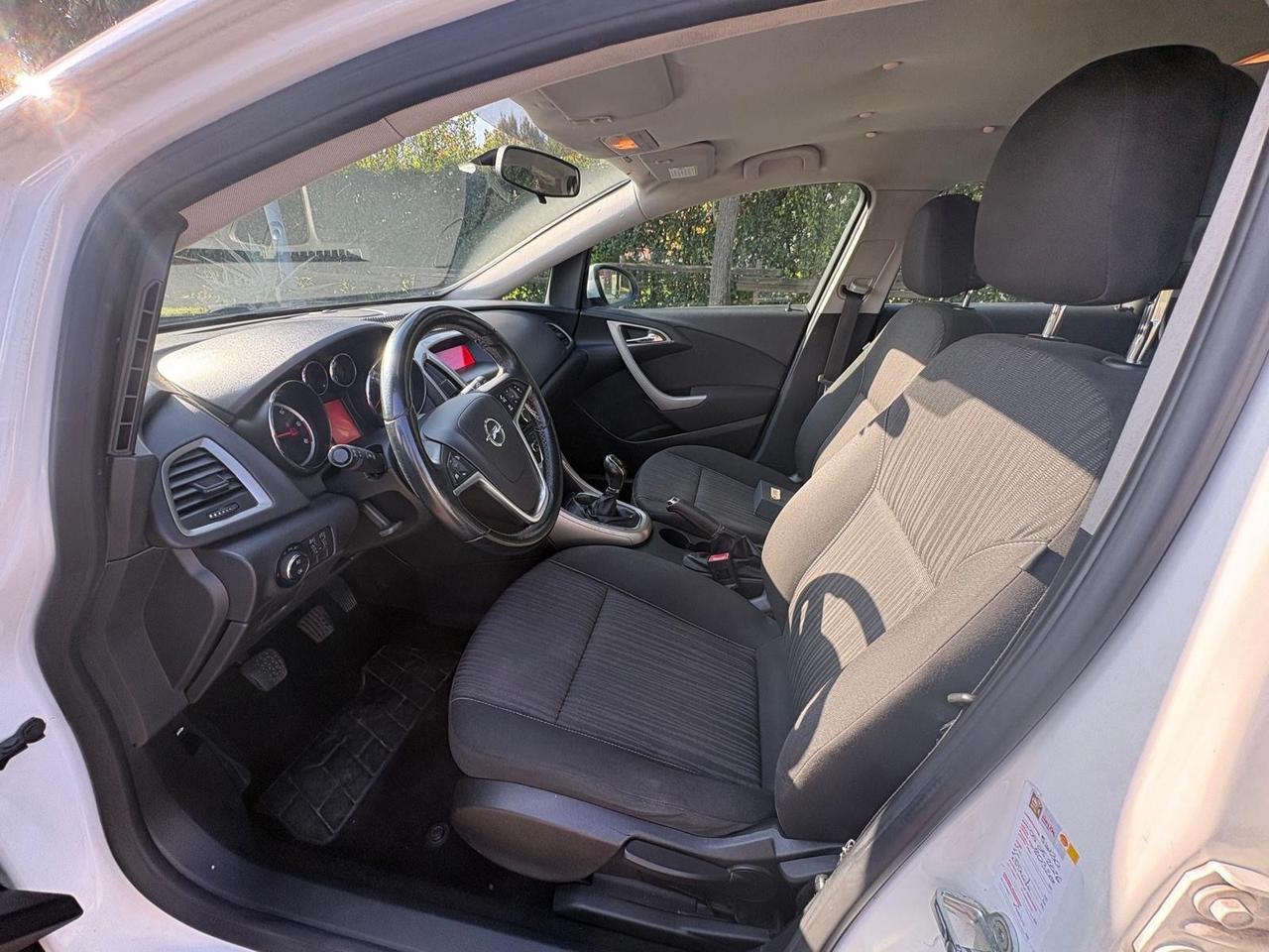 Opel Astra 1.7 CDTI 110CV EcoFLEX S&S Sports Tourer Cosmo Fleet