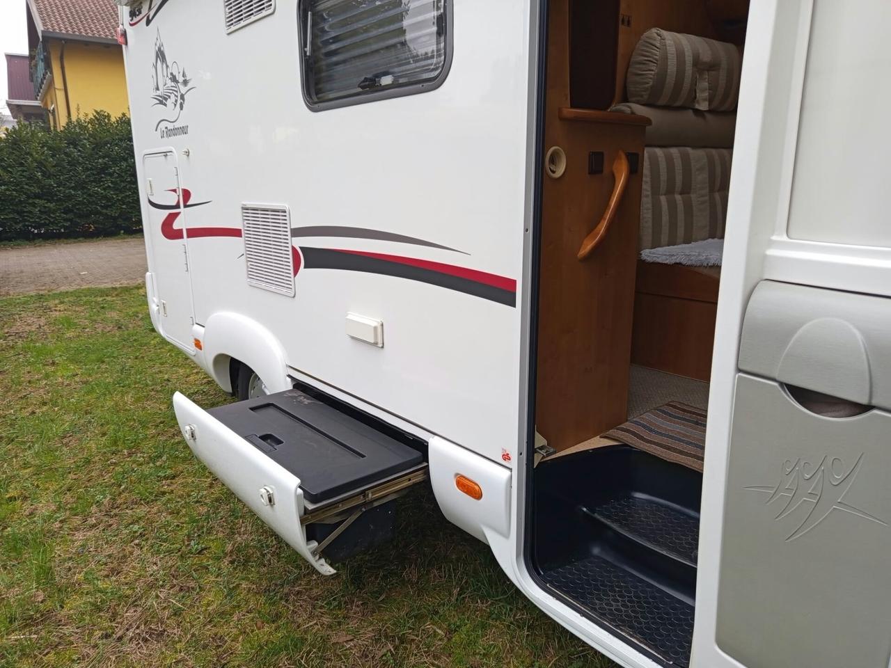 Rapido 943 F Exclusive compatto