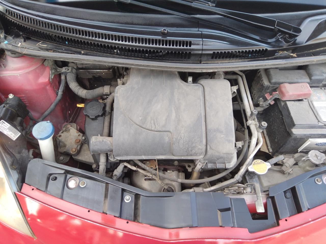 Toyota Aygo 1.0 12V VVT-i 3 porte Sol x neopatentati