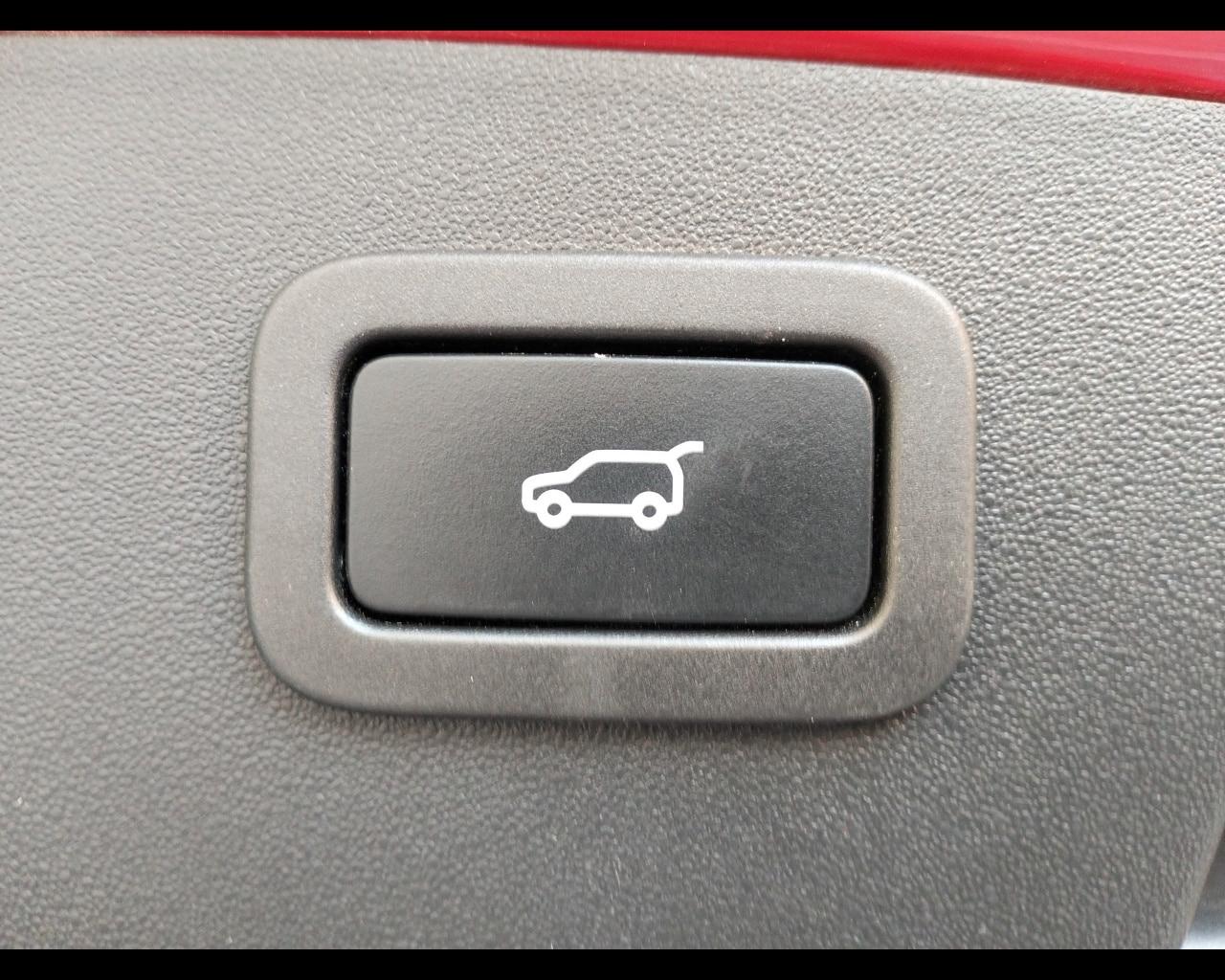 JAGUAR E-Pace (X540) E-Pace 2.0D I4 204 C...