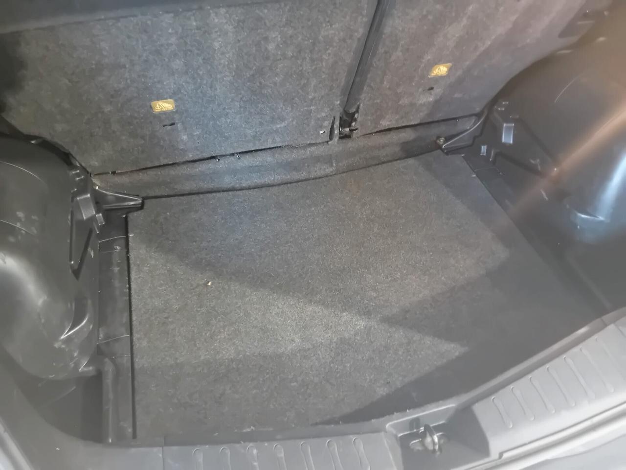 Nissan Note (GPL NUOVO)