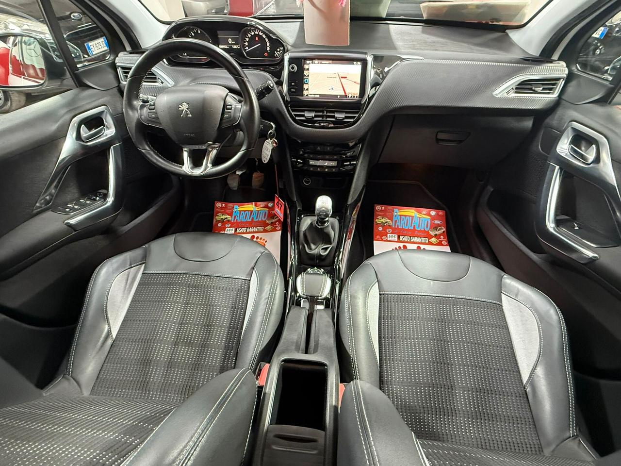 Peugeot 2008 1.6 e-HDi 92cv Urban Cross - 2014