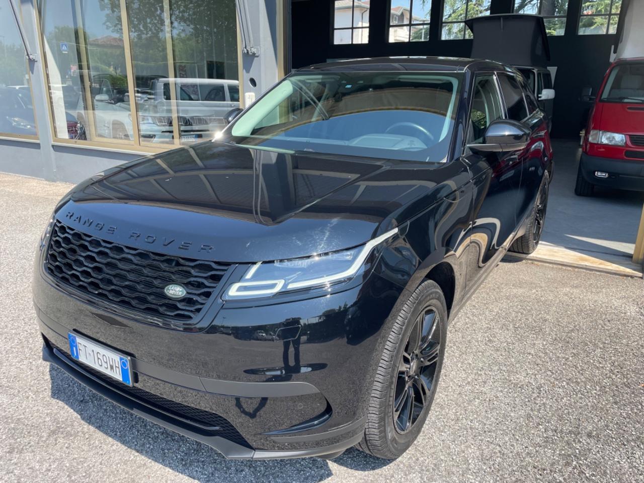 Land Rover Range Velar 2.0D I4 240 cv MY 2019