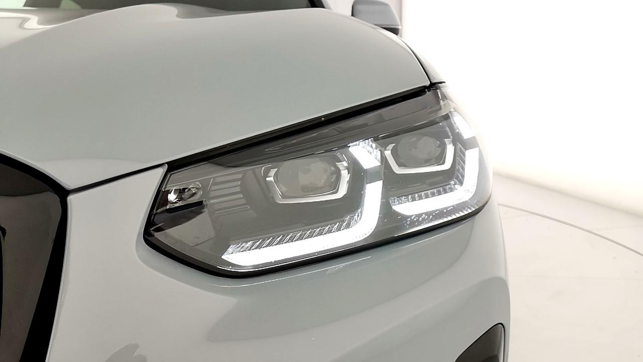 BMW X4 G02 2021 - X4 xdrive20d mhev 48V Msport auto