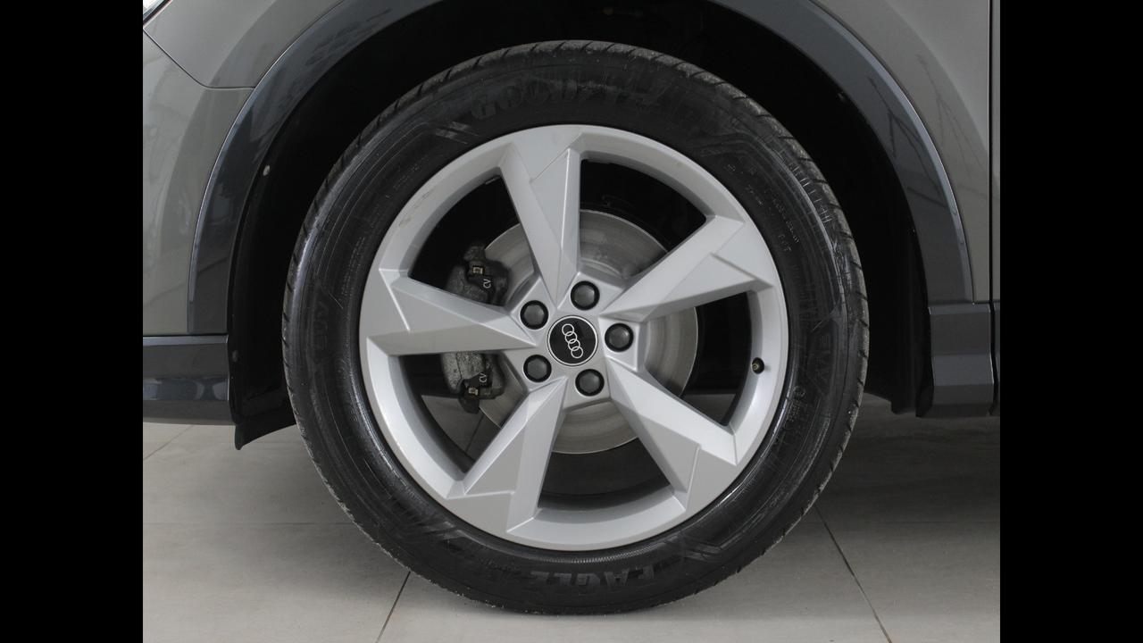 AUDI Q3 I 2019 Sportback - Q3 Sportback 35 2.0 tdi S line edition quattro s-tronic