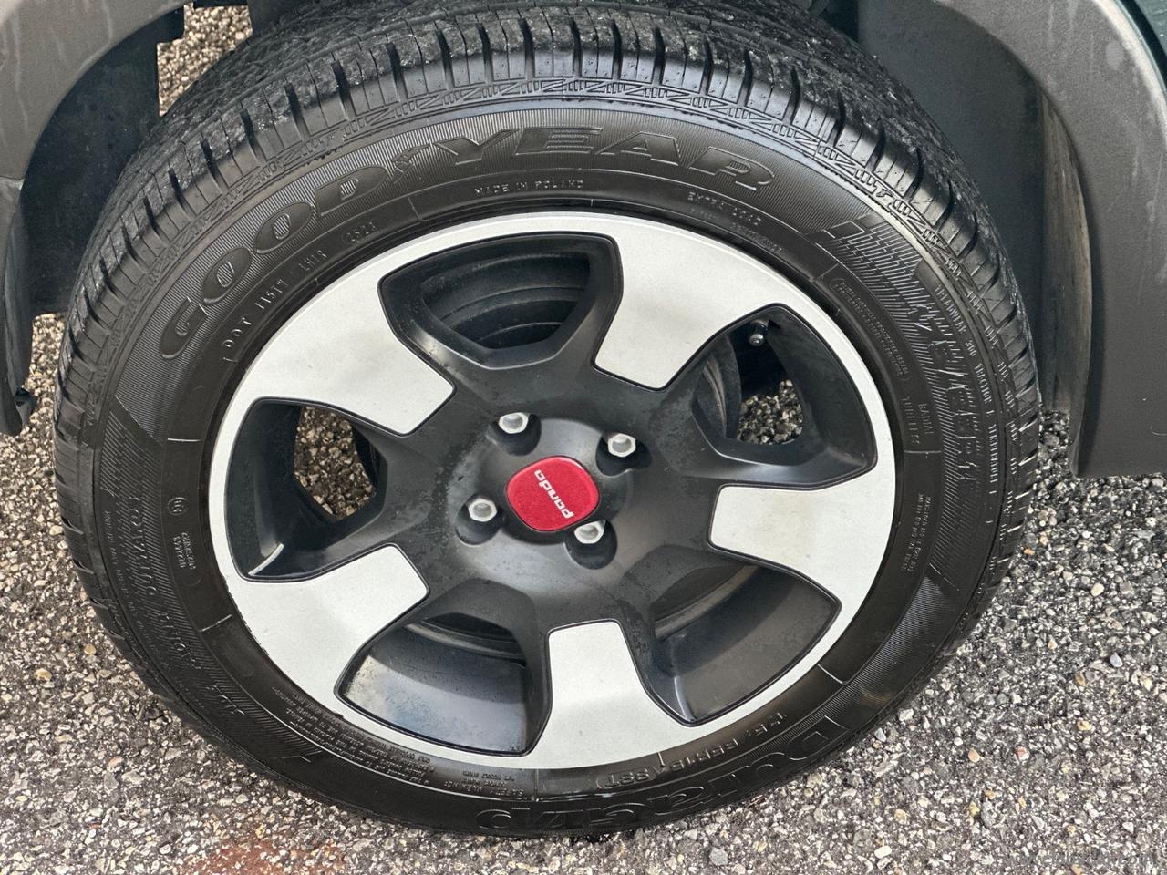 FIAT Panda 1.0 FireFly S&S Hybrid Cross