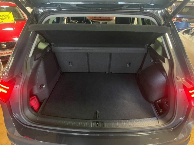 VOLKSWAGEN Tiguan 1.4 TSI eHYBRID DSG Elegance 18" MATRIX PLUG IN