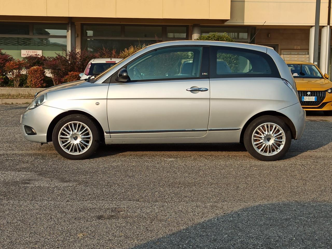 Lancia Ypsilon 1.2 69 CV Diva