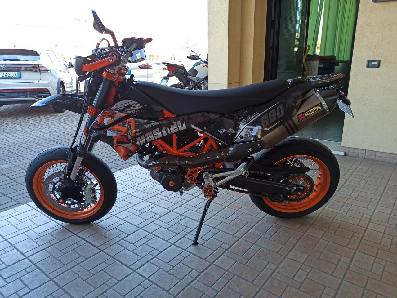 Ktm 690 SMC R